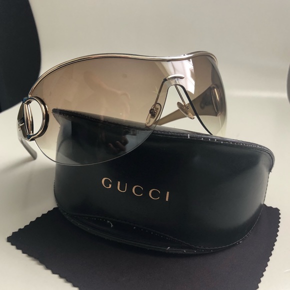 gucci glasses with bumble bee